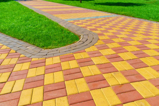 Yellow and red checkered interlocking tiles